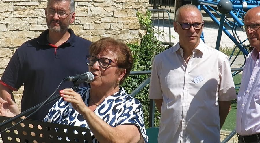 MME LA MAIRE